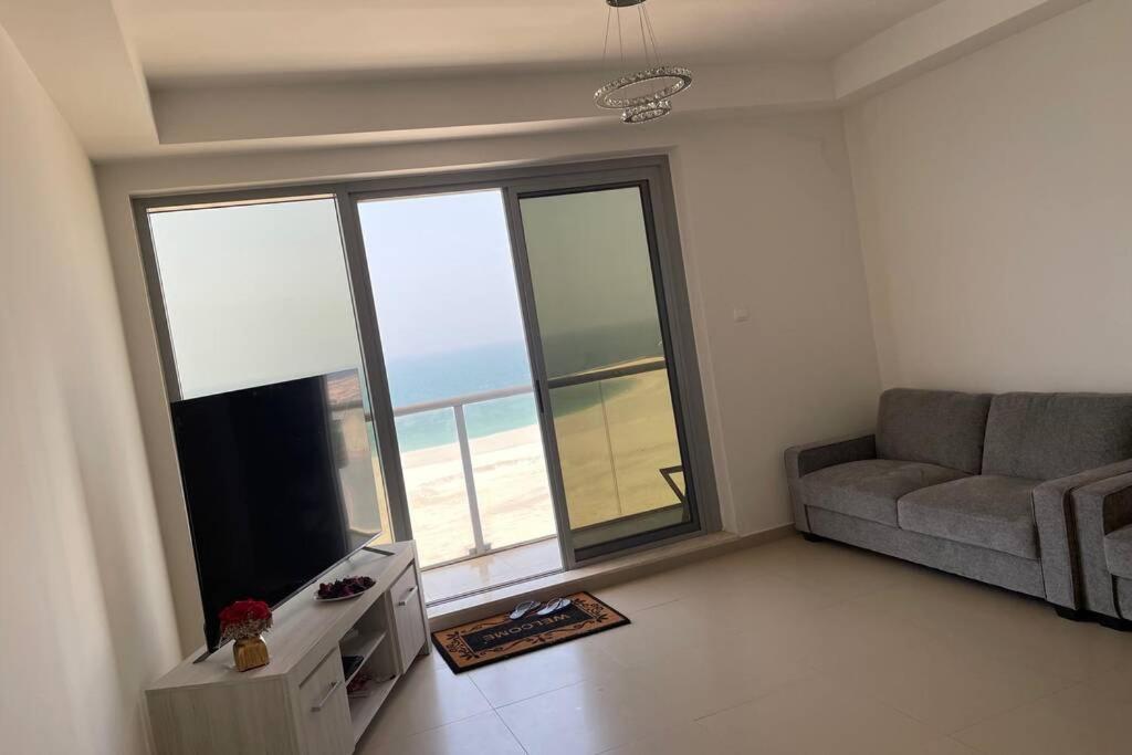 2 Bedroom Incredible Ocean Vew Apartment Рас ал Хайм Екстериор снимка